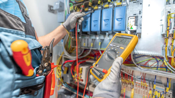 Best Affordable Emergency Electrician  in Centerburg, OH